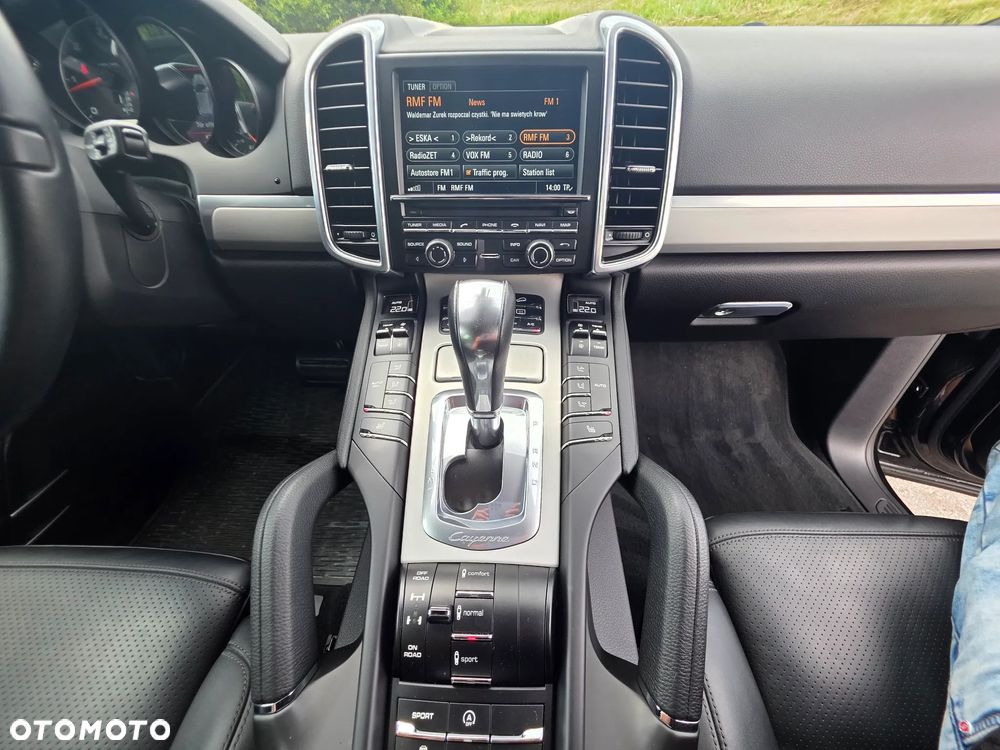 Porsche Cayenne Diesel Tiptronic S - 17