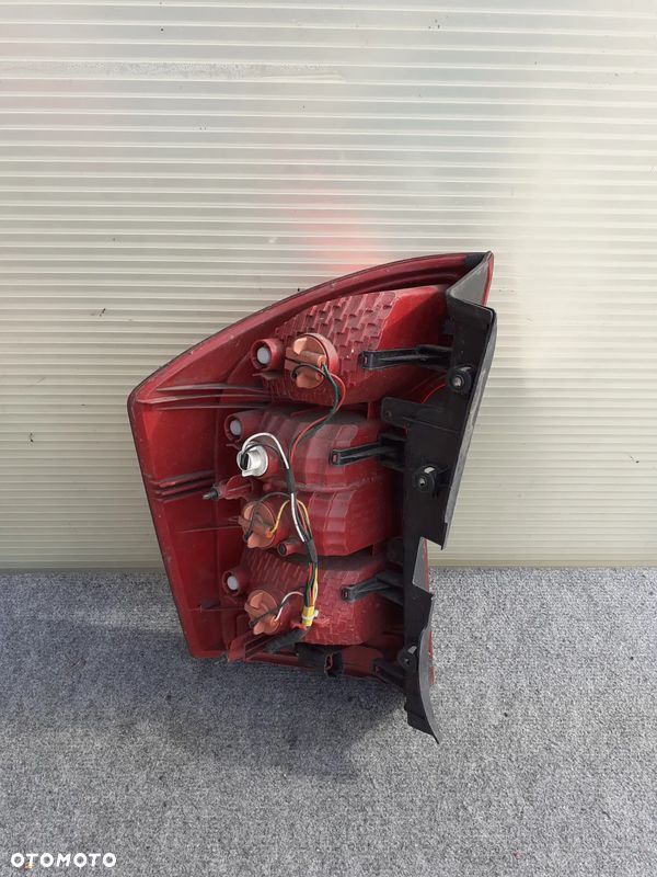 KIA CARENS 3 III LAMPA TYLNA TYŁ PRAWA ORYGINAŁ WYSYŁKA! - 4