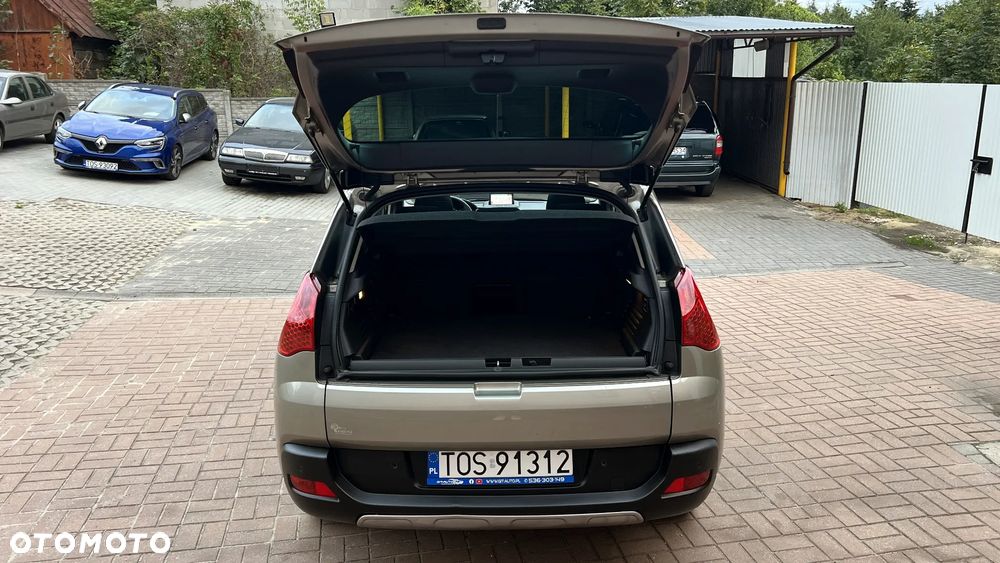 Peugeot 3008 HDi FAP 165 Automatik Platinum - 32