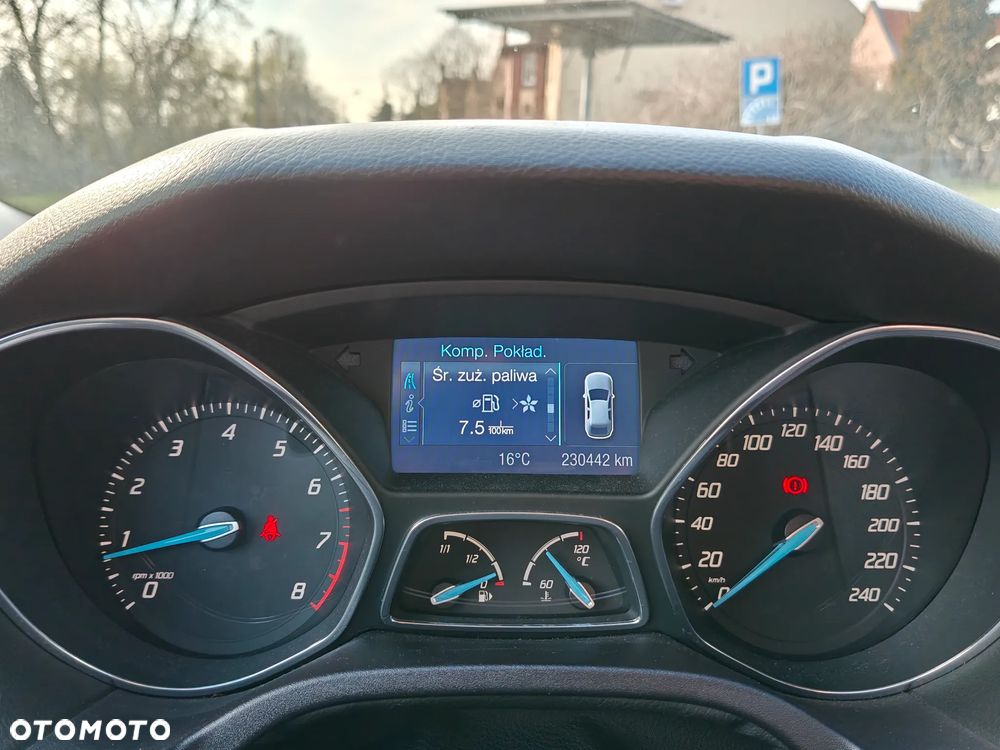 Ford Focus 1.6 EcoBoost Start-Stopp-System Titanium - 24