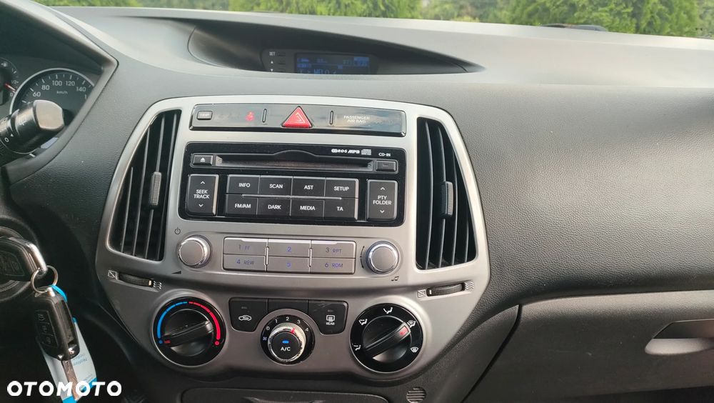 Hyundai i20 1.1 CRDi Intro Edition - 5