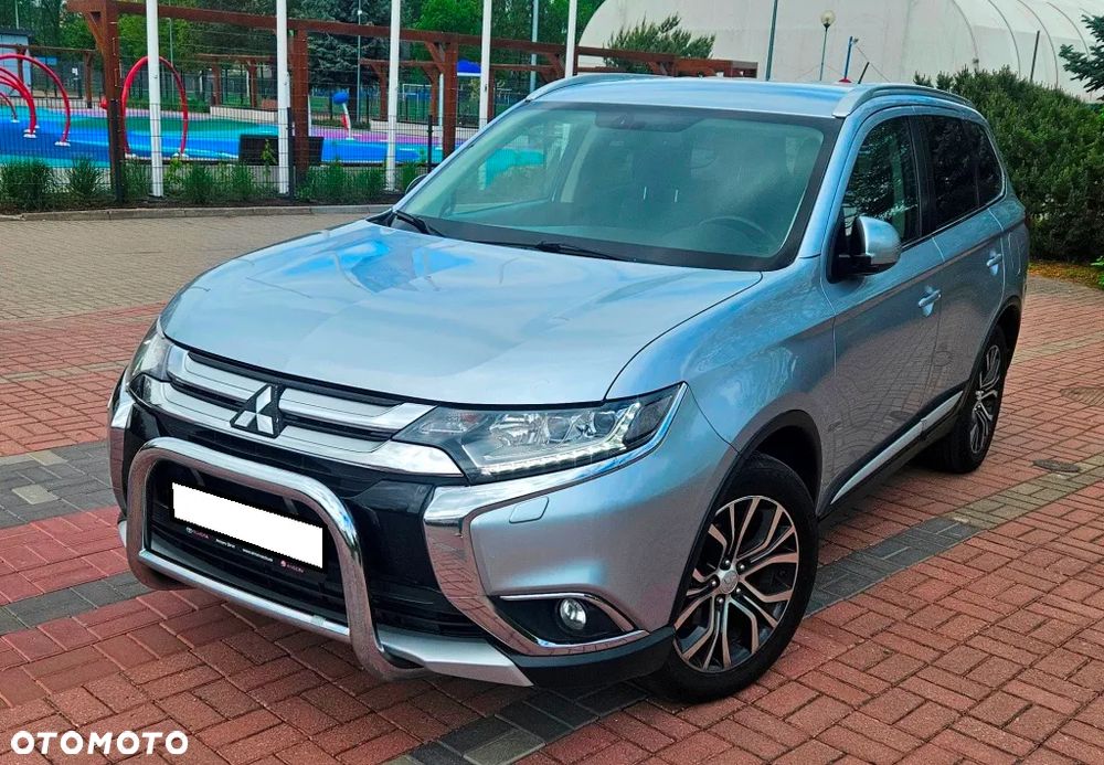 Mitsubishi Outlander 2.0 4WD Invite - 1
