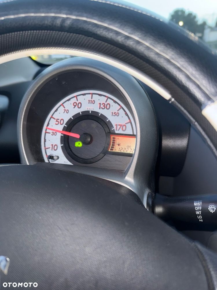 Peugeot 107 1.0 Trendy - 4