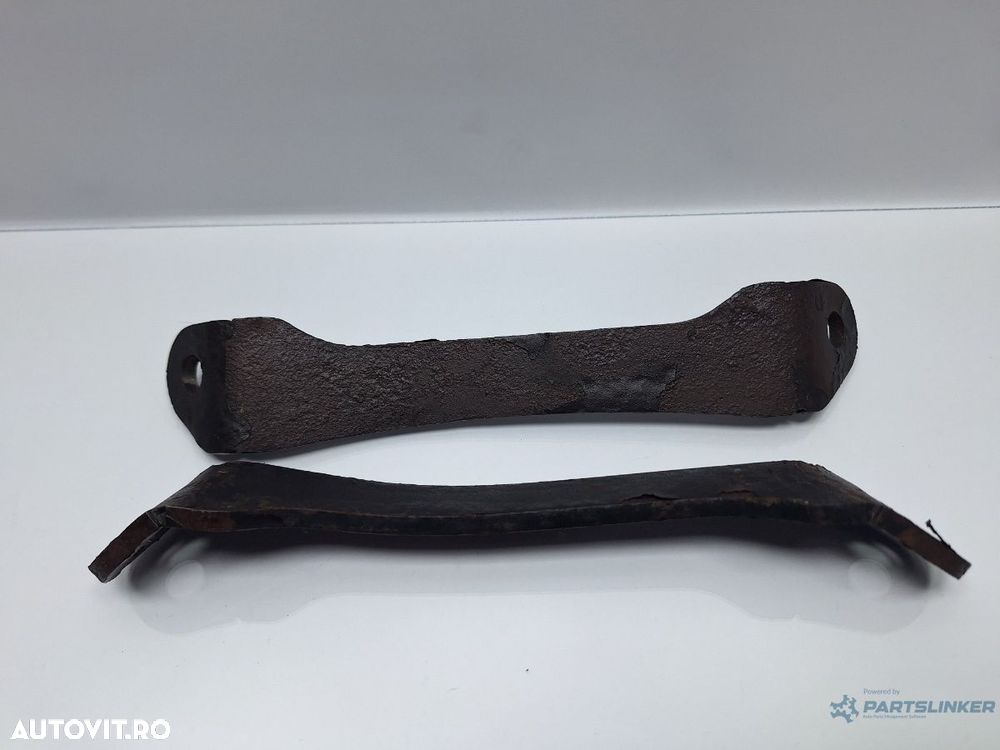 Prinderi scut de protectie motor VOLKSWAGEN GOLF IV Variant 1J5 1999 - 2006 SDI AGP, AQM 1J0825237M - 2