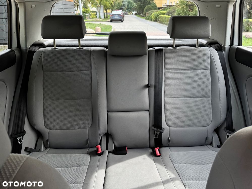 Volkswagen Golf Plus 1.6 FSI Comfortline - 8