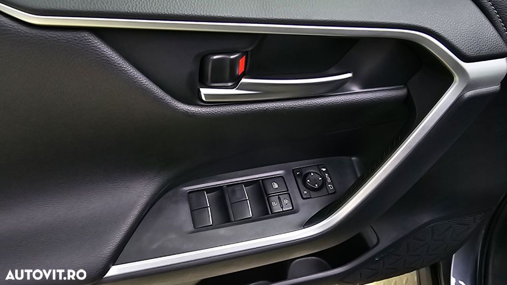 Toyota RAV4 2.0P CVT AWD Dynamic - 11