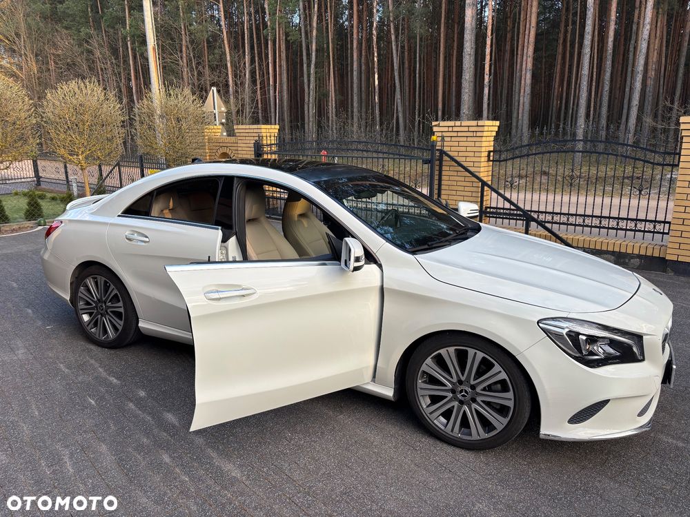 Mercedes-Benz CLA 250 4-Matic - 11