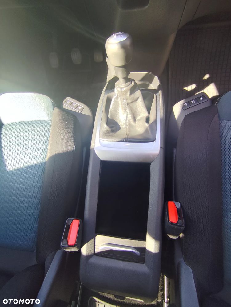 Citroën C4 Grand Picasso - 11