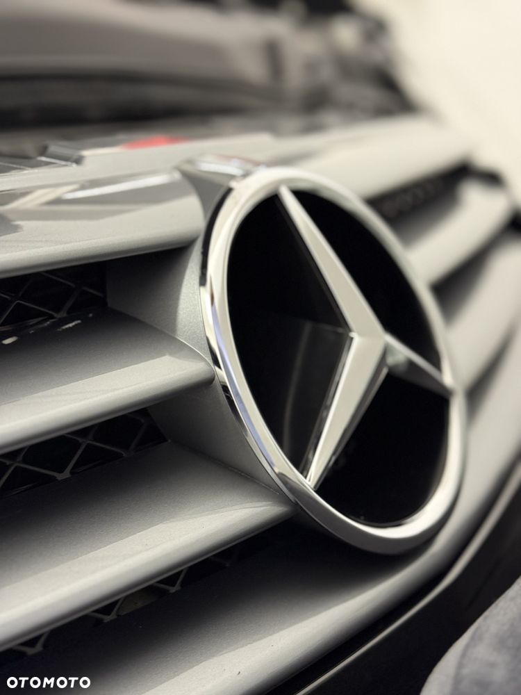 Mercedes-Benz SL 500 7G-TRONIC - 39
