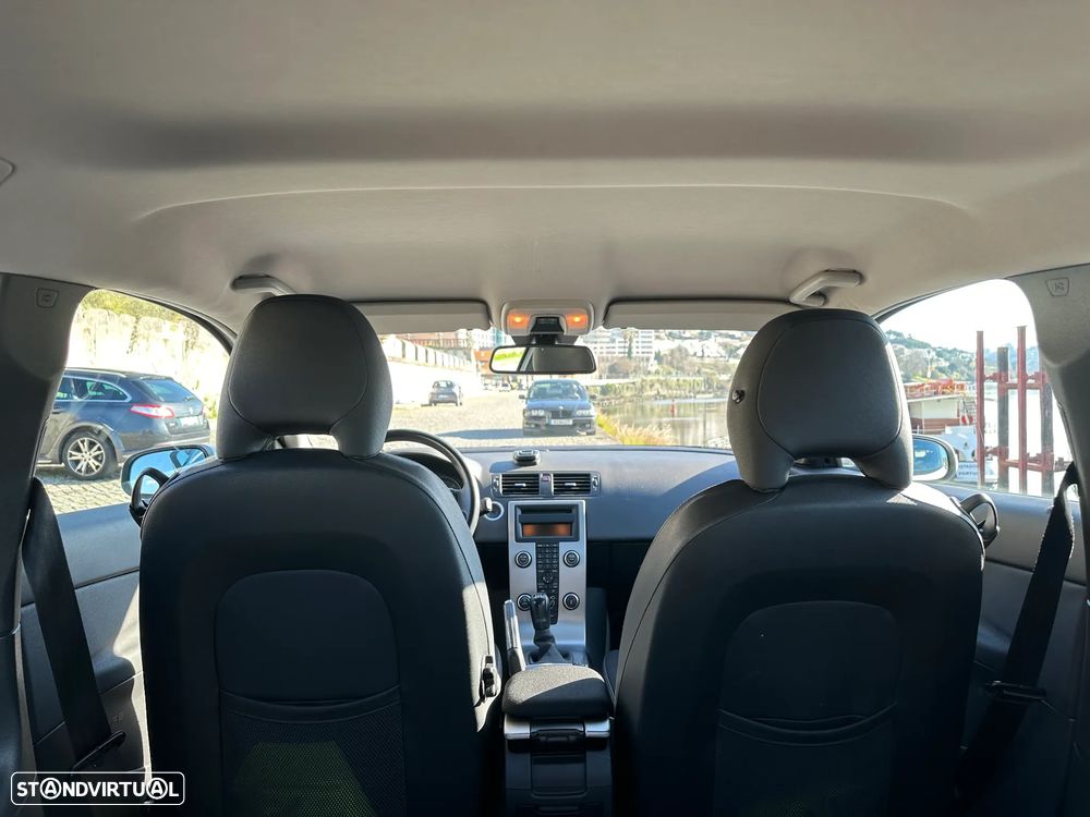 Volvo C30 1.6 D R-Design - 15