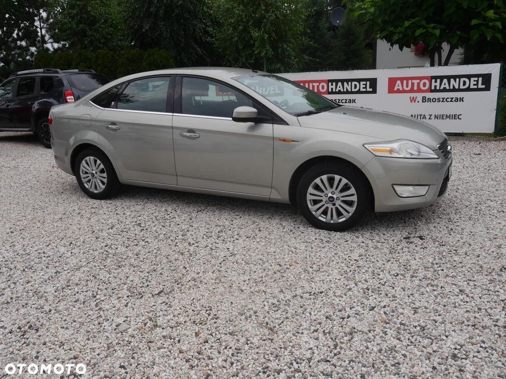Ford Mondeo 2.0 Ghia Executive - 18