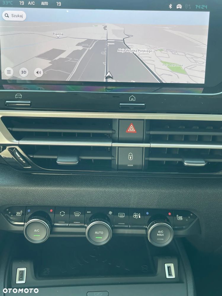 Citroën C4 1.2 mHEV Max eDCT6 - 16
