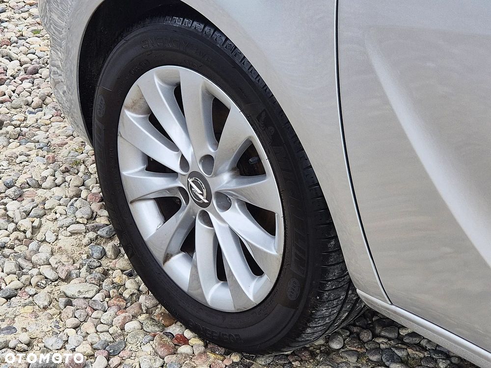 Opel Meriva 1.4 T Essentia - 14