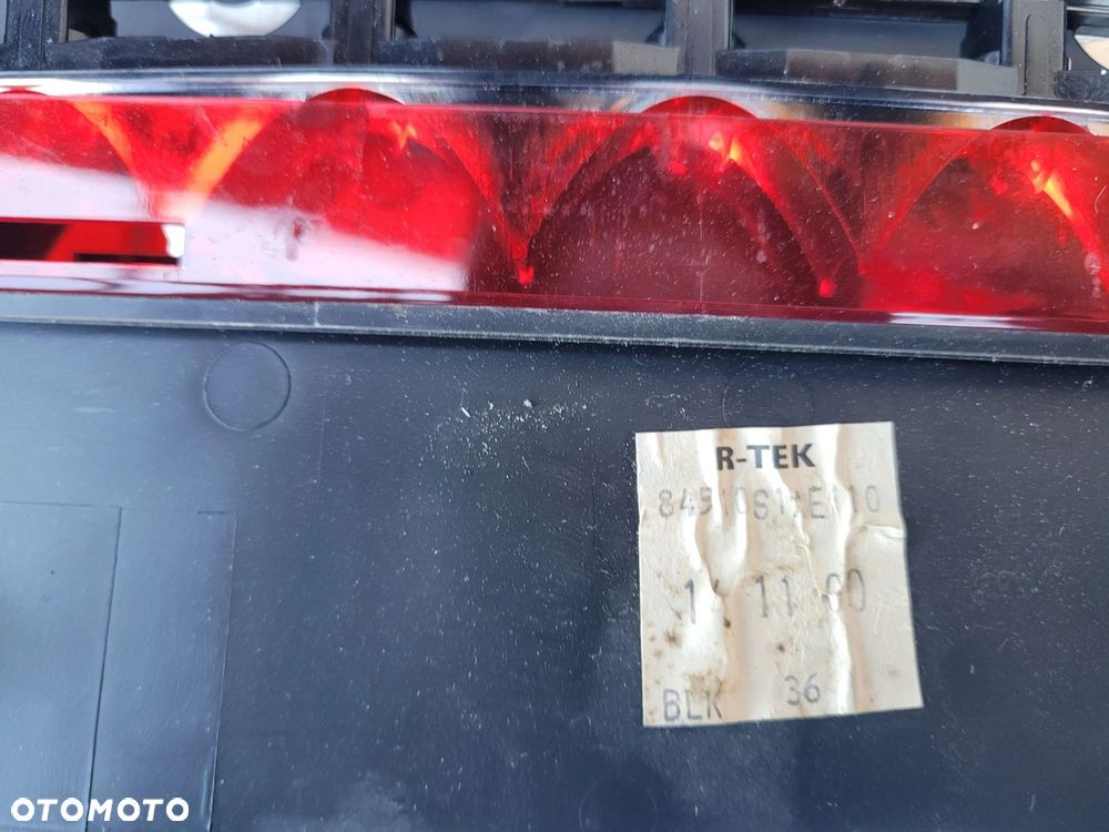 NAGŁOŚNIENIE GŁOŚNIKI BOSE ZŚWIATŁEM STOP I SOOBOFEREM HONDA ACCORD VI - 14