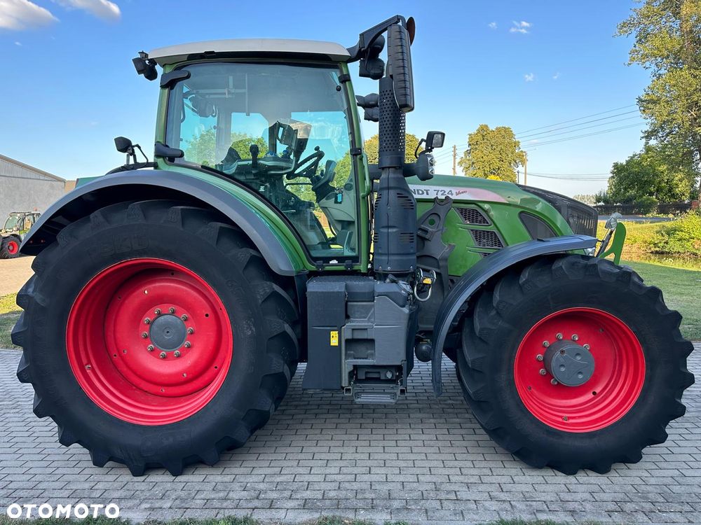 Fendt 724 S4 Vario - 15