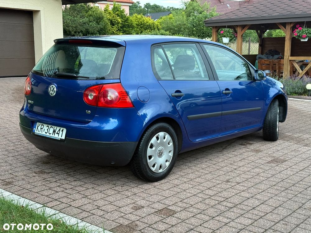 Volkswagen Golf 1.6 Comfortline - 8