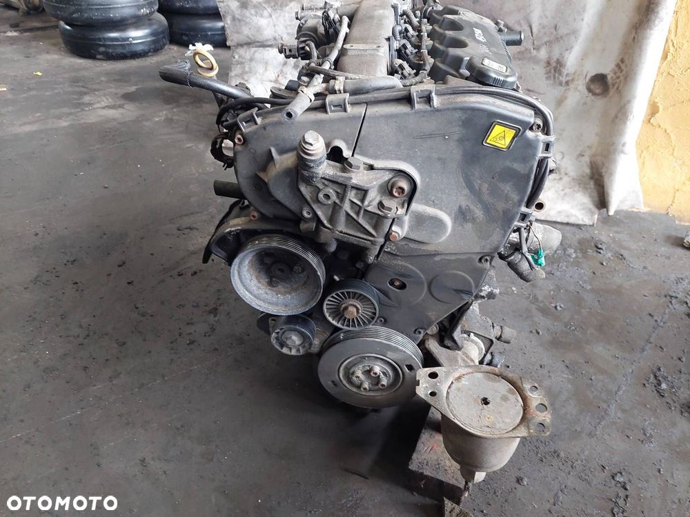 SILNIK DIESEL KOMPLETNY ALFA ROMEO 147 I 1.9 JTD - 4