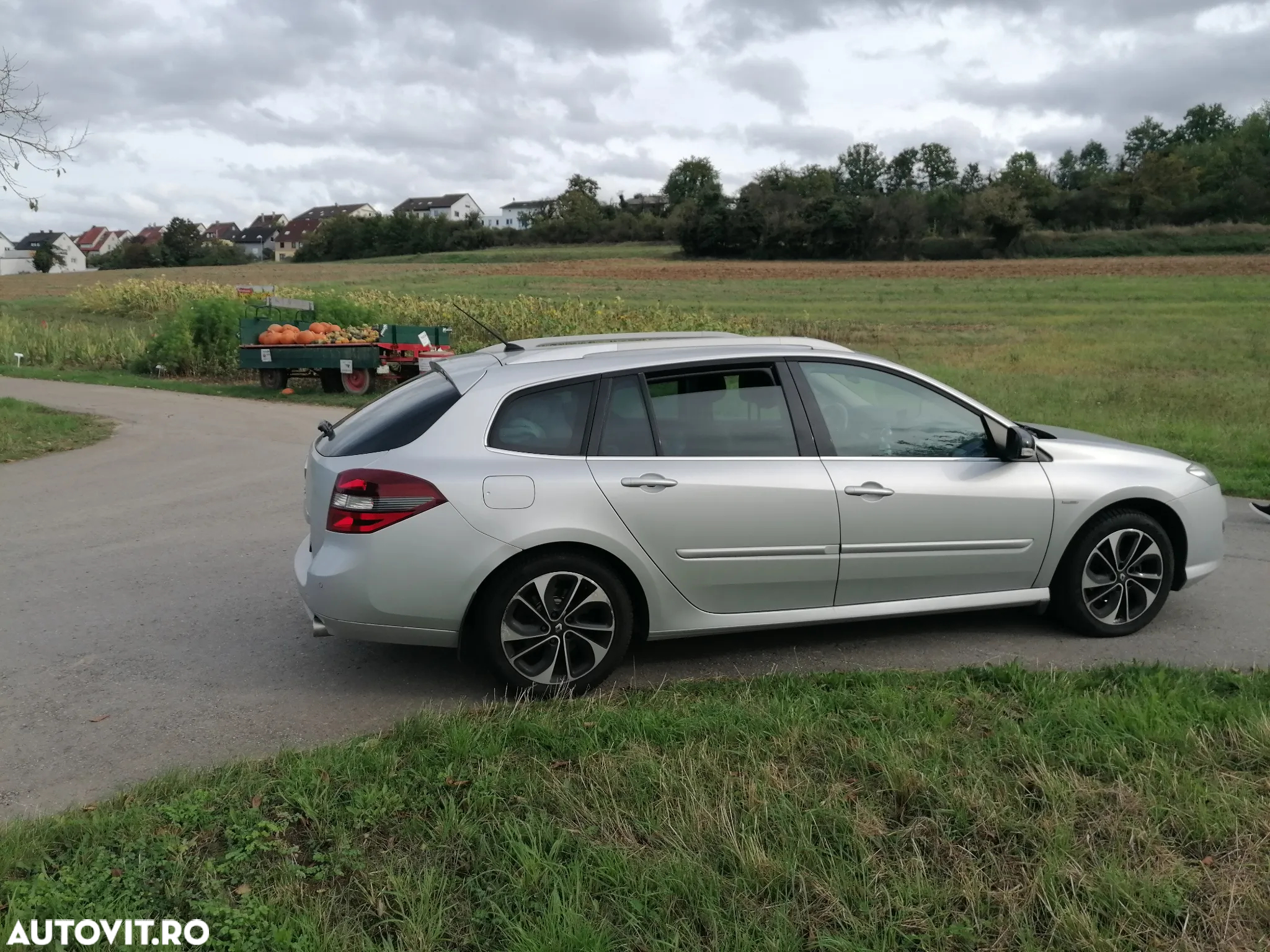 Renault Laguna Grandtour dCi 110 FAP EDC Bose Edition - 13