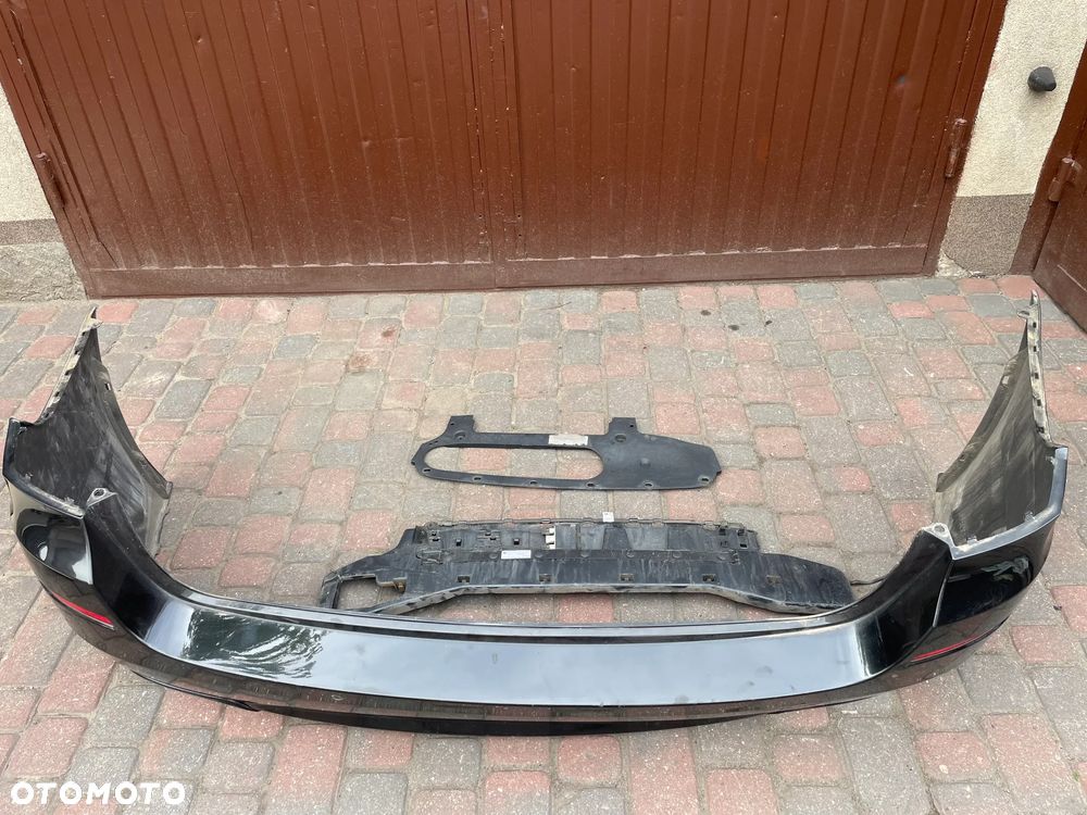 bmw f11 553 540 550 tył tylni zderzak pod wydechy 2x w kolor 475 black sapphire - 2