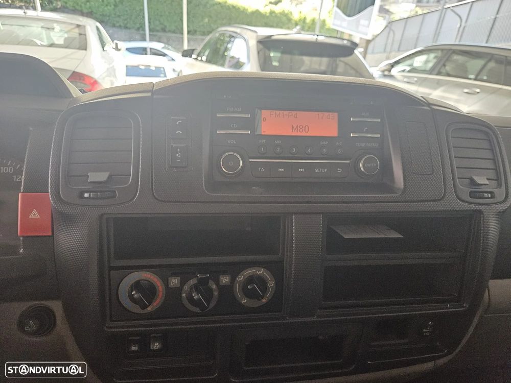 Nissan CABSTAR NT 400 IVA DEDUTÍVEL - 15
