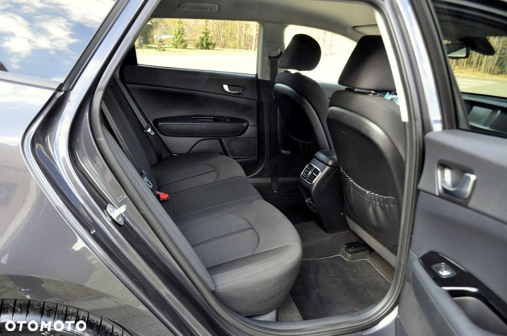 Kia Optima - 19
