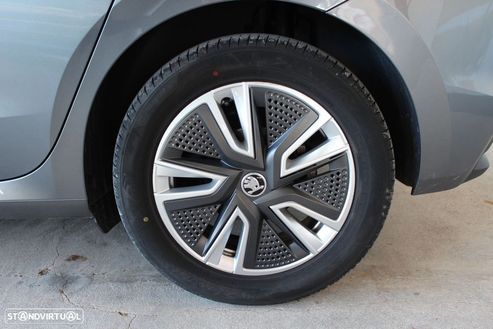 Skoda Fabia 1.0 MPI Ambition - 15