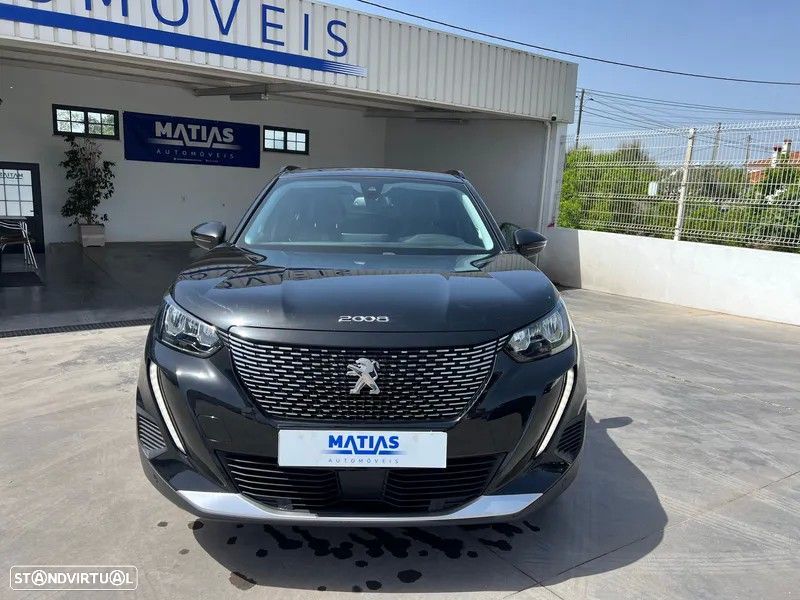 Peugeot 2008 1.2 PureTech Allure - 3