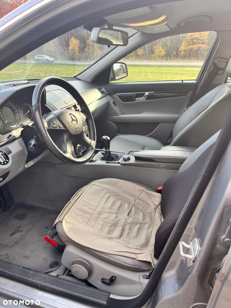 Mercedes-Benz Klasa C 200 Kompressor Classic - 15