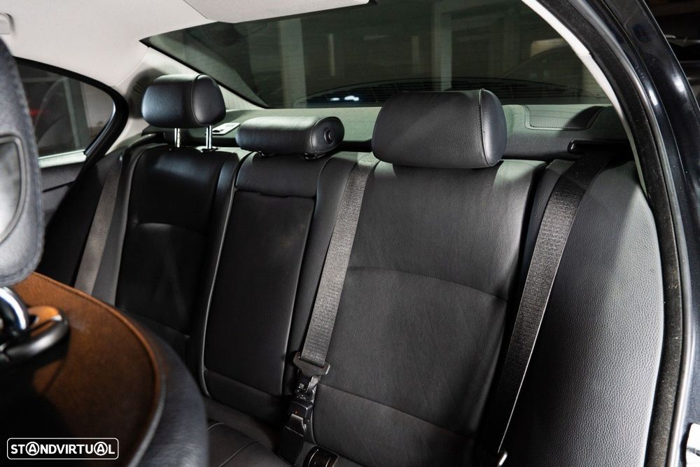 BMW 520 d Line Luxury Auto - 10