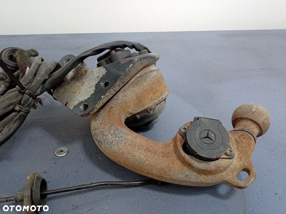 E KLASA W212 ZACZEP KULA HAKA 01073510046 - 3