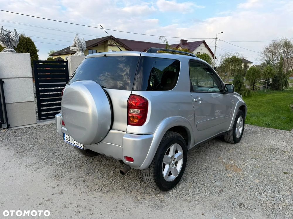 Toyota RAV4 2.0 D-4D Sol - 8