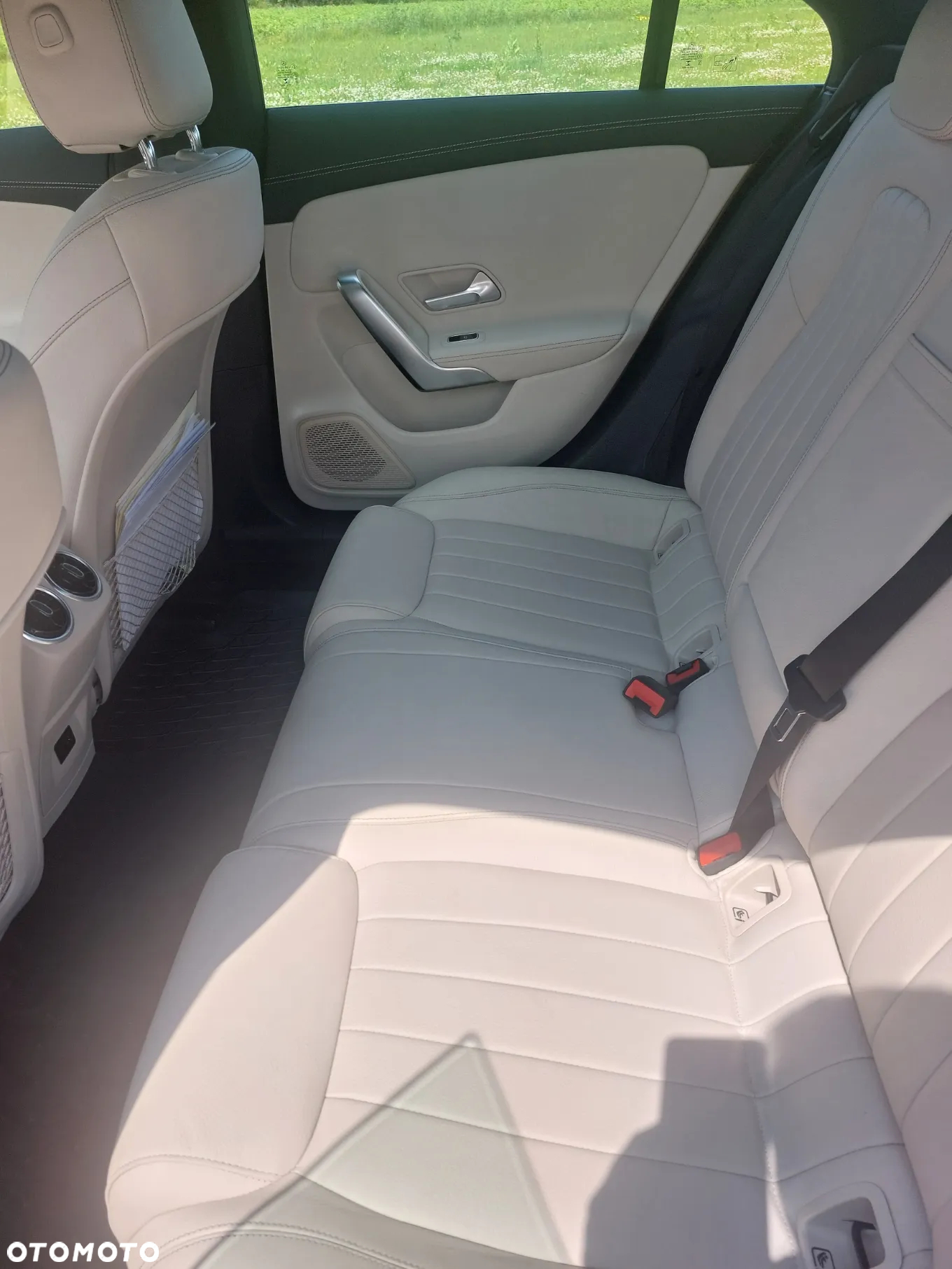 Mercedes-Benz CLA 180 Progressive 7G-DCT - 8