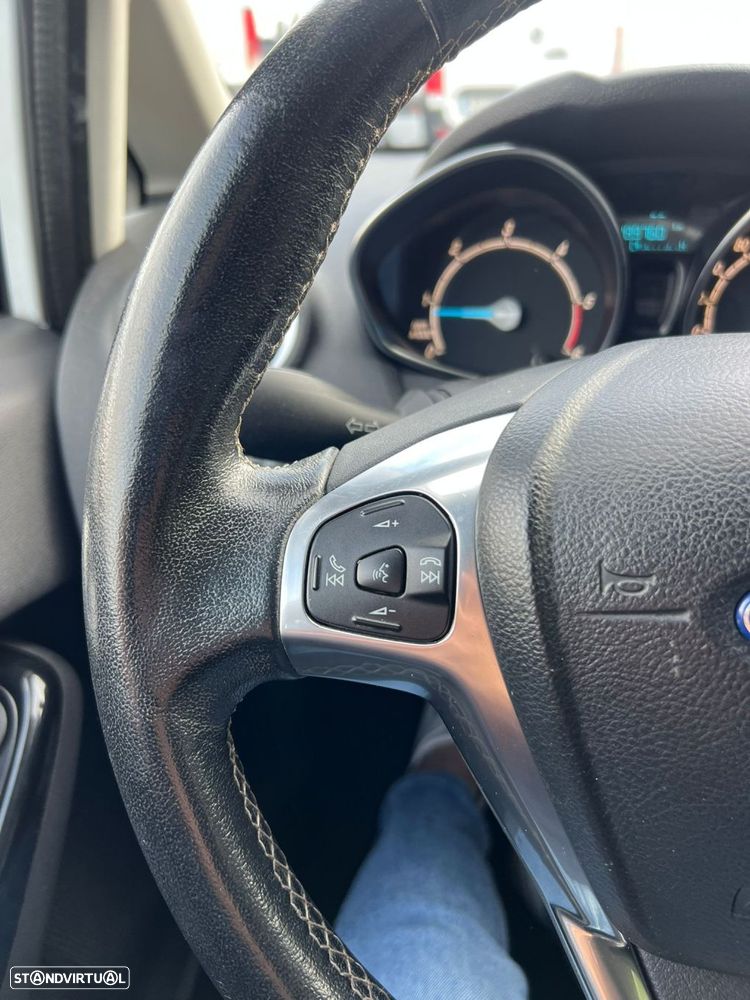 Ford Fiesta 1.5 TDCi Titanium - 26