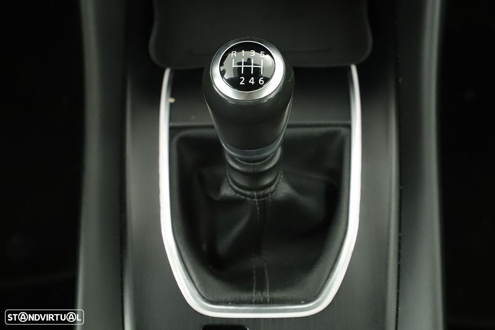 Nissan Qashqai 1.3 DIG-T N-Connecta - 12