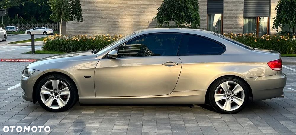BMW Seria 3 320d Coupe - 2