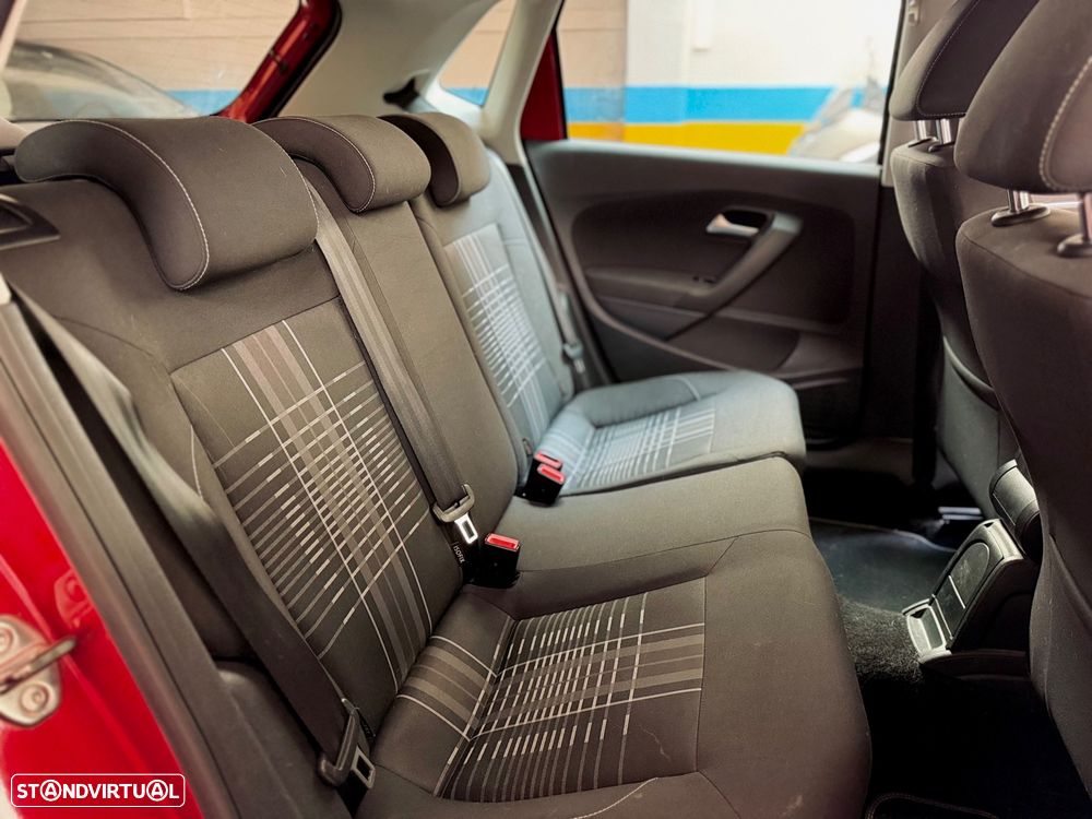 VW Polo 1.2 TSi Alive! DSG - 24