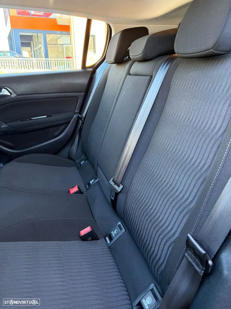 Peugeot 308 1.6 HDi Active - 8