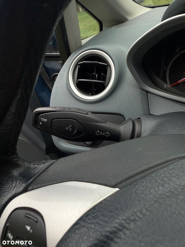 Ford Fiesta 1.6 TDCi Titanium - 15