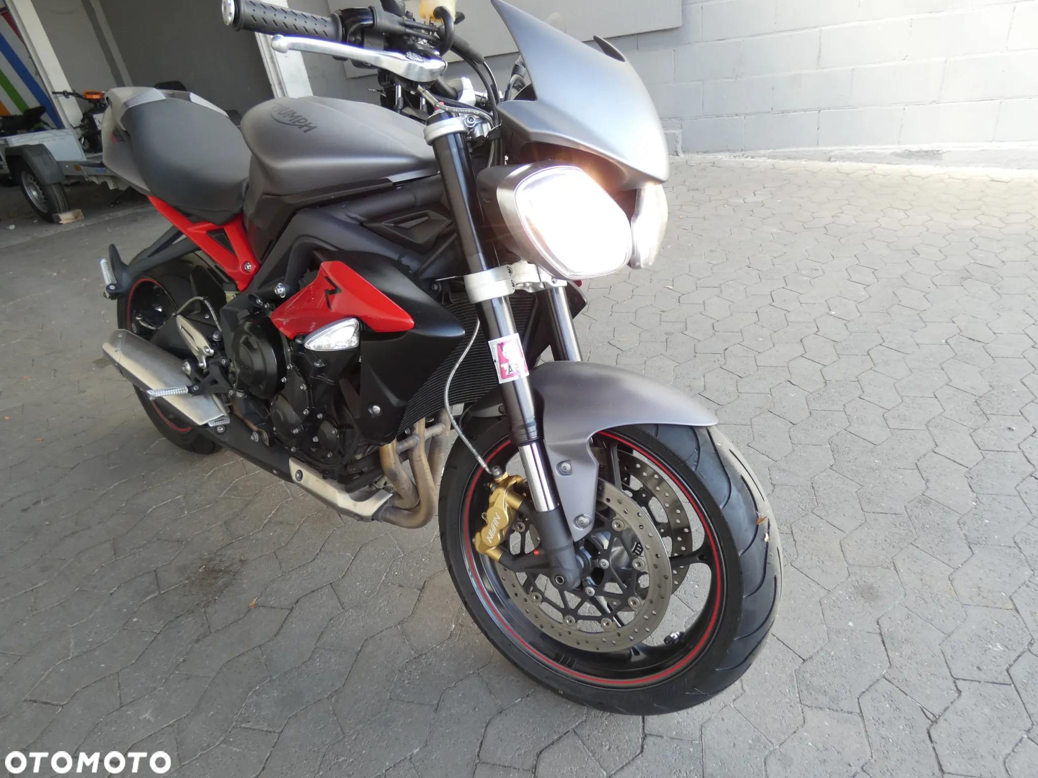 Triumph Street Triple - 5