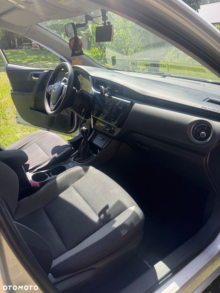 Toyota Auris 1.33 VVT-i Active - 7