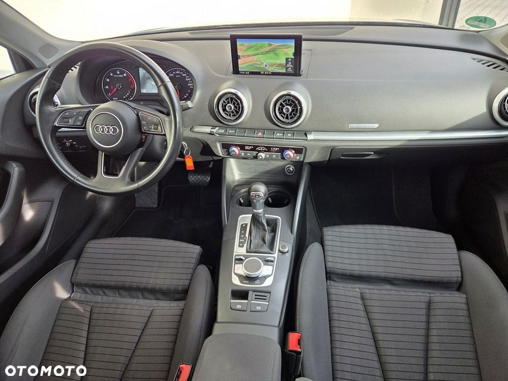 Audi A3 Sportback - 9
