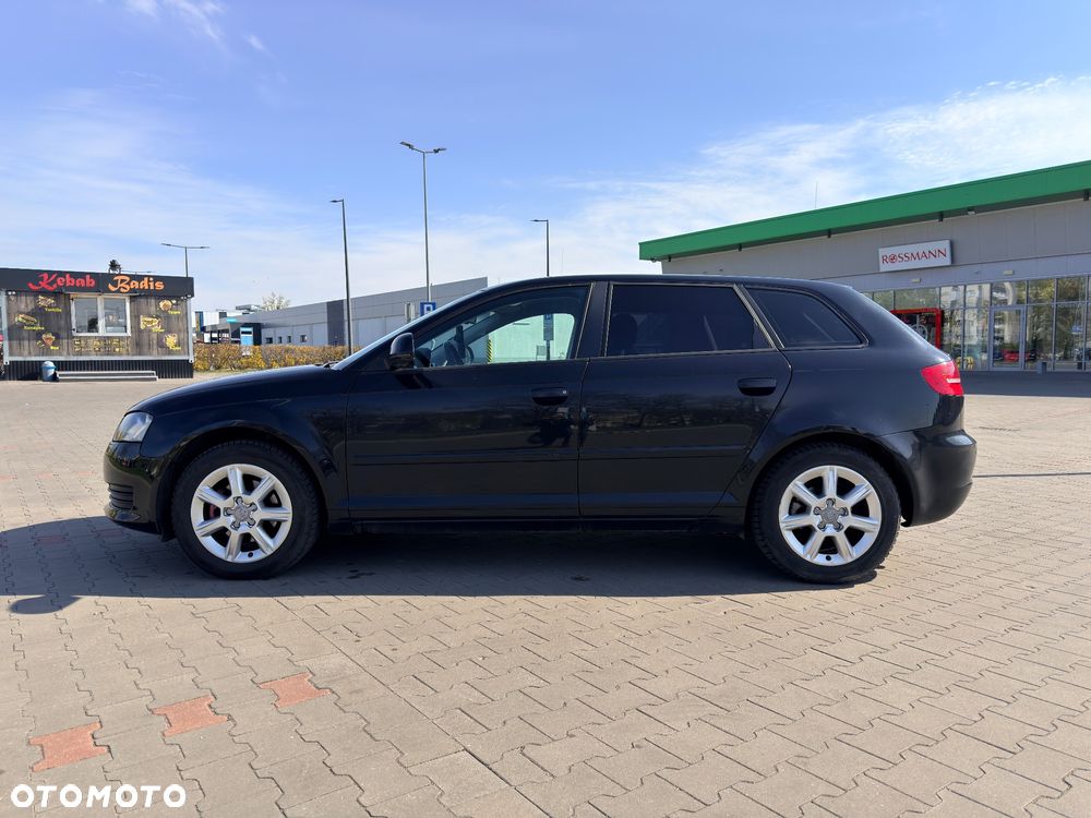 Audi A3 Sportback - 8