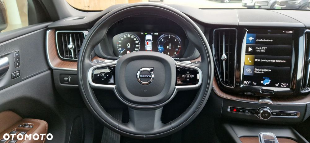Volvo XC 60 B4 D AWD Inscription - 17