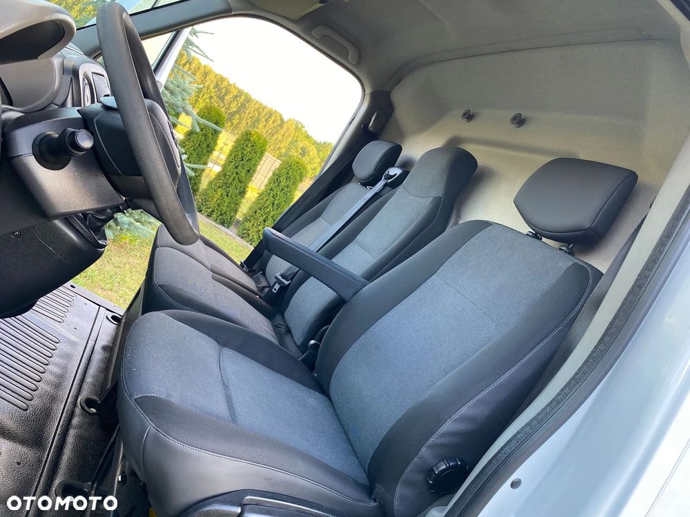 Nissan NV400 Master - 16