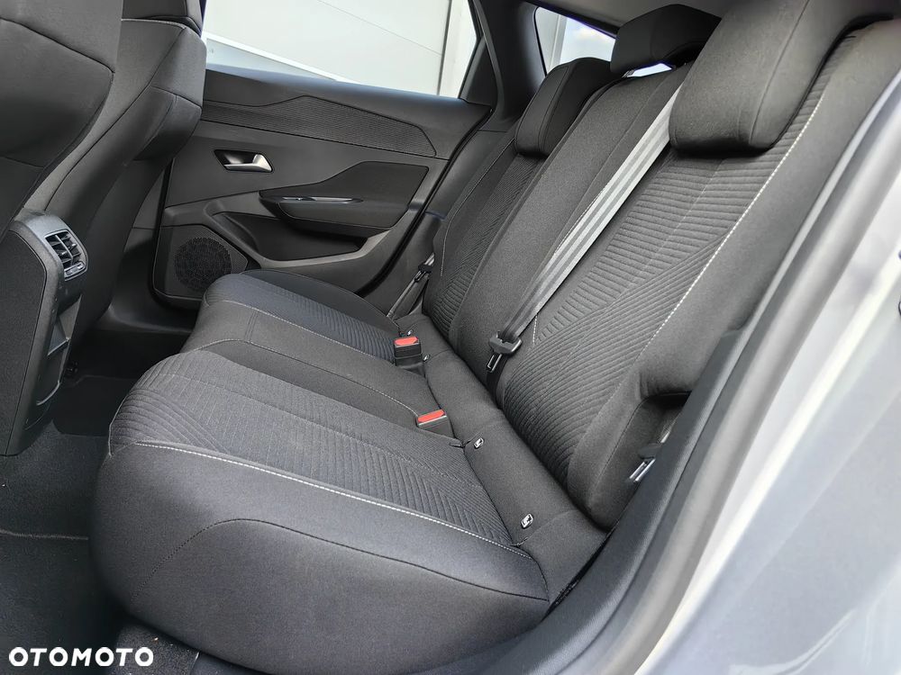 Peugeot 308 PureTech 130 Allure - 11