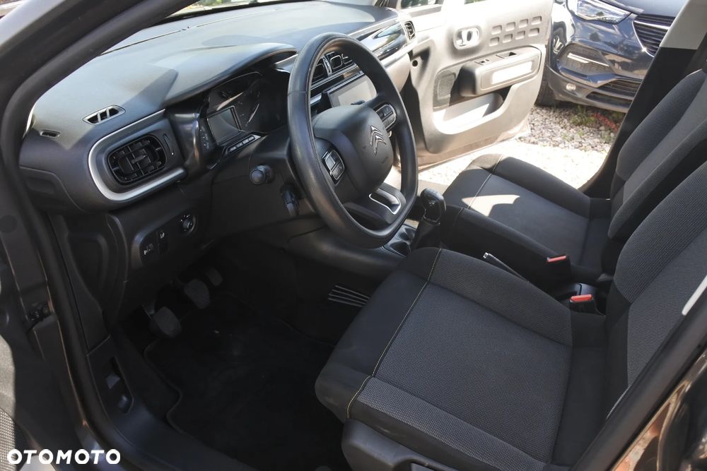 Citroën C3 Pure Tech 82 SHINE - 10
