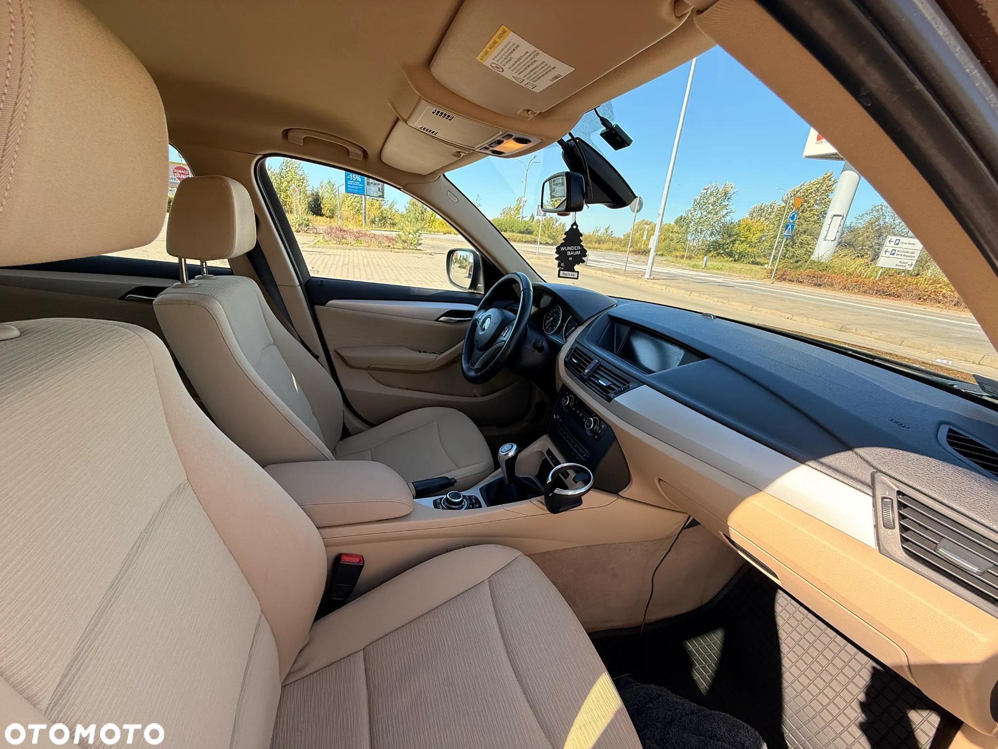 BMW X1 sDrive20d - 13