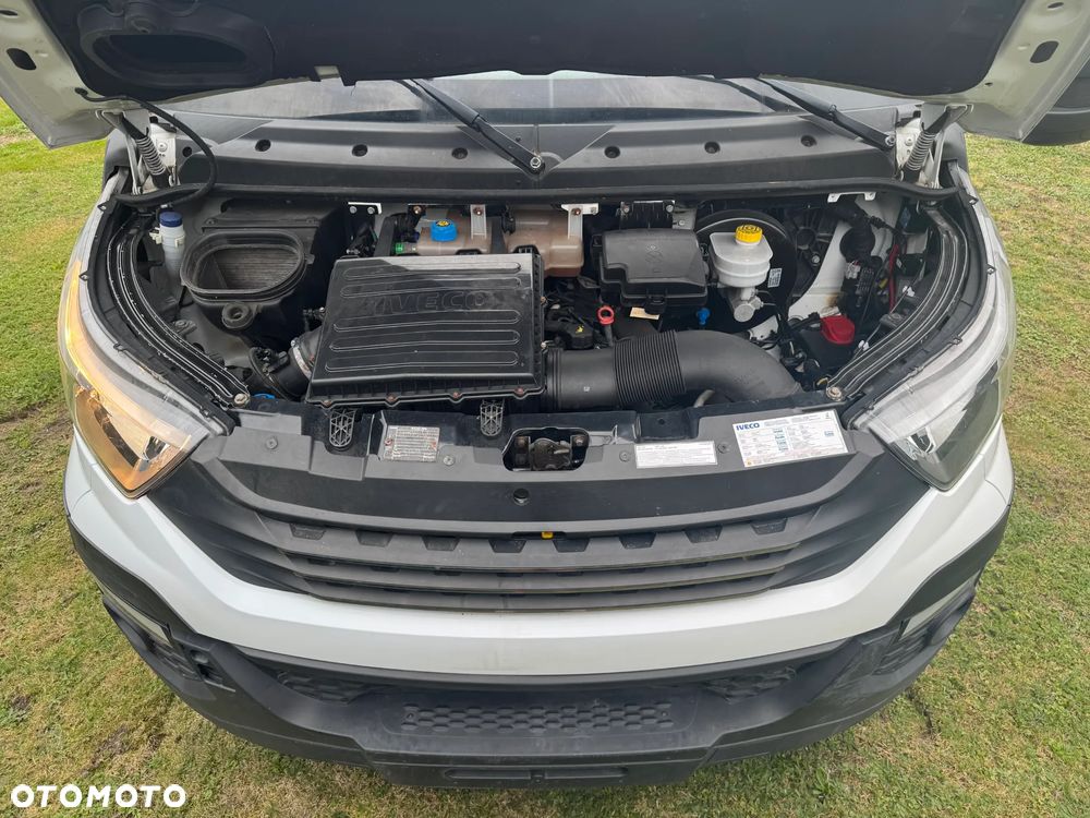 Iveco Daily 35S-210 Hi-Matic - 21