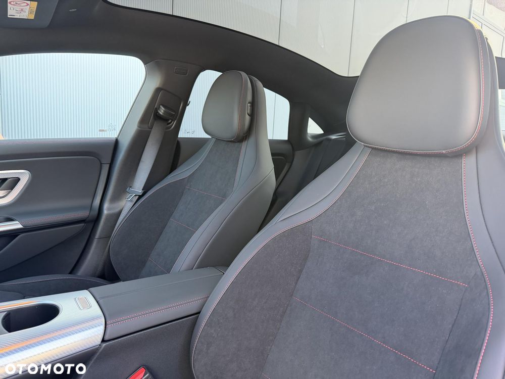 Mercedes-Benz CLA 200 mHEV 8G-DCT - 11