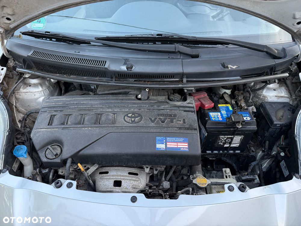 Toyota Yaris 1.33 2010 - 27